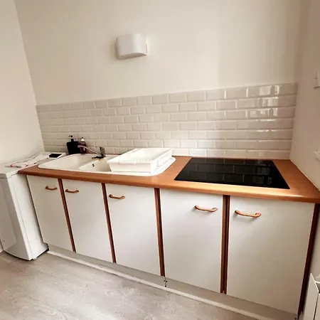 Apartment Centre Superbe F2 Avec Garage *